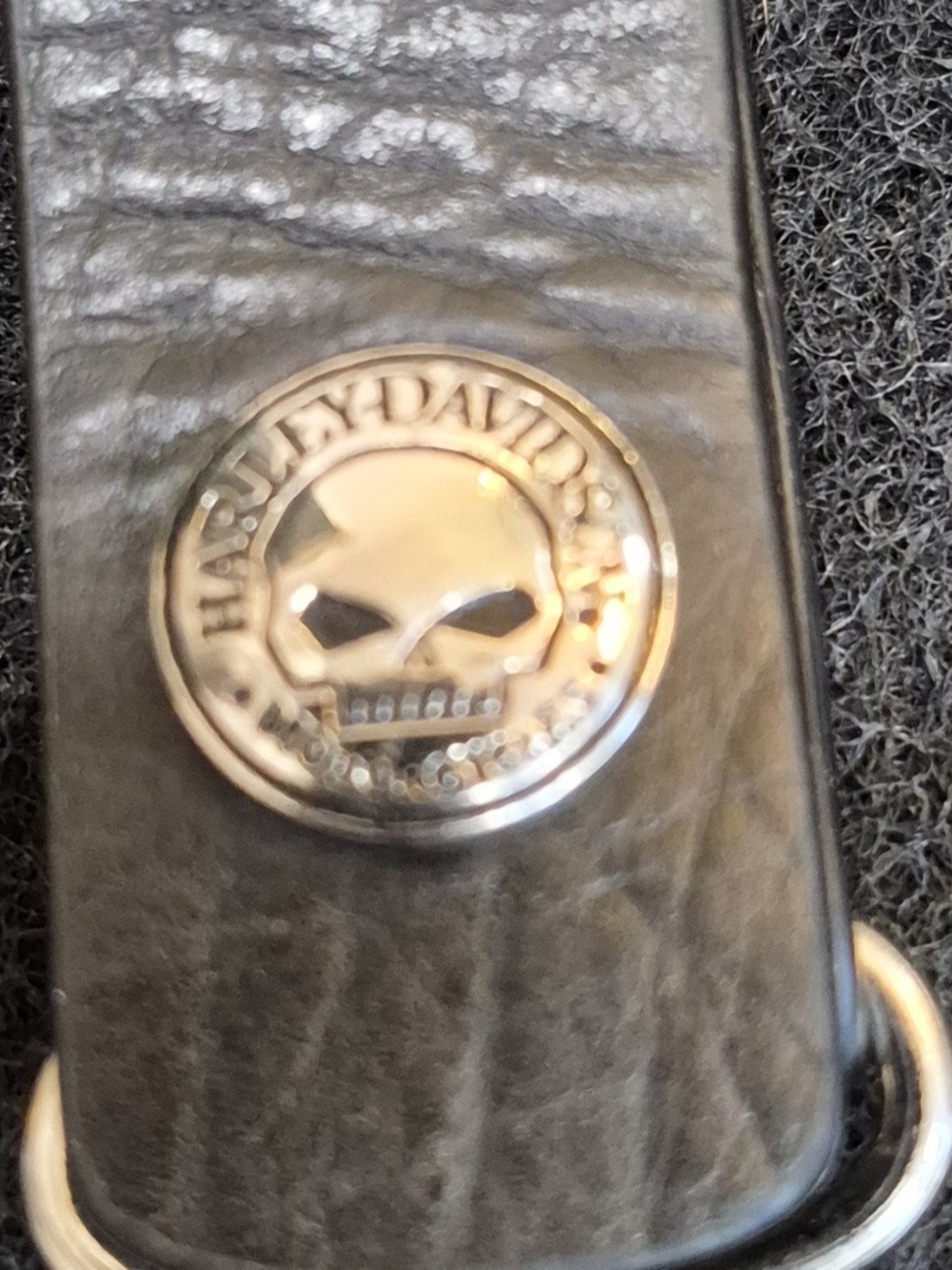 Harley-Davidson Black Leather Key Fob with Silver Skull Emblem